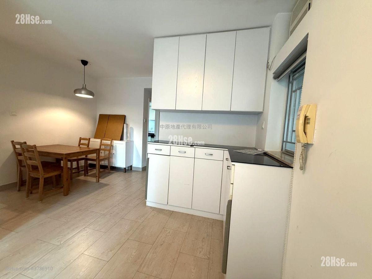 愉景新城 售盘 3 房 , 1 浴室 648 平方尺