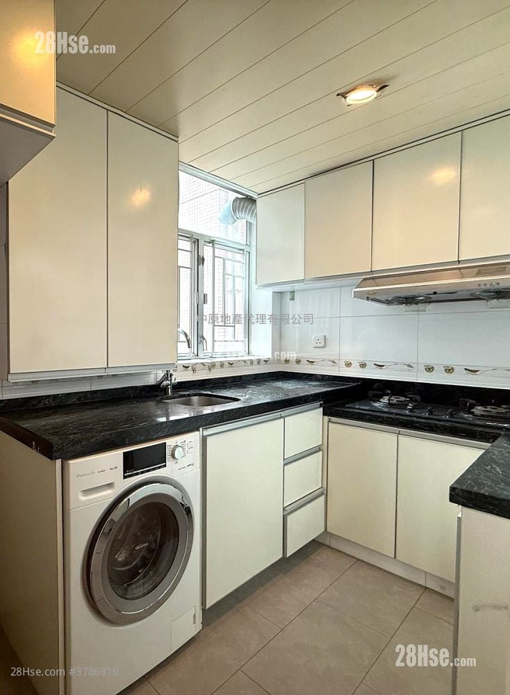 愉景新城 售盘 3 房 , 1 浴室 648 平方尺