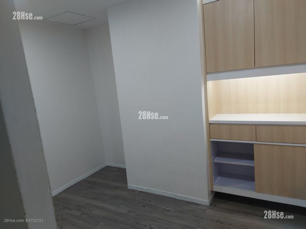 波蒂妮斯大廈 租盤 4 房 , 2 廁所