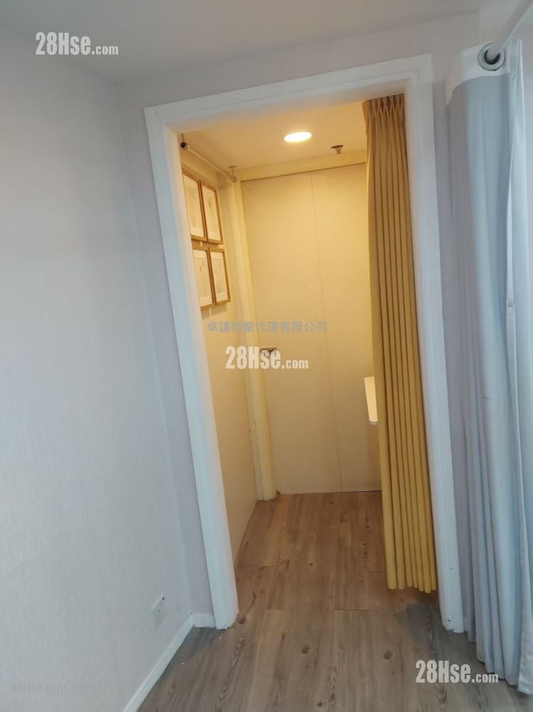 波蒂妮斯大廈 租盤 4 房 , 2 廁所