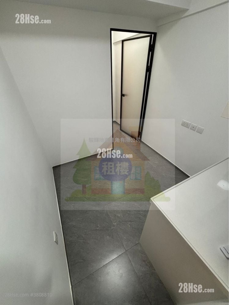 先施大厦 租盘 2 房 , 1 浴室 250 平方尺