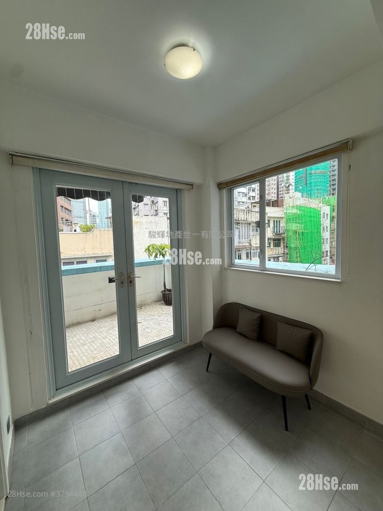 荷李活道68号 租盘 开放式间隔 , 1 浴室 300 平方尺