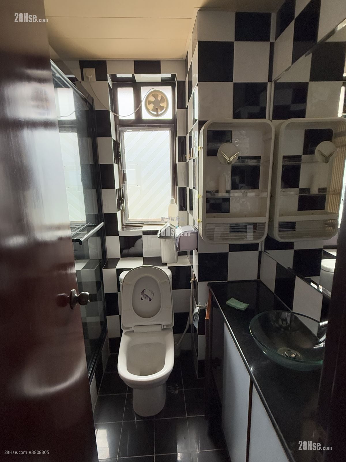 维多利中心 租盘 572 平方尺