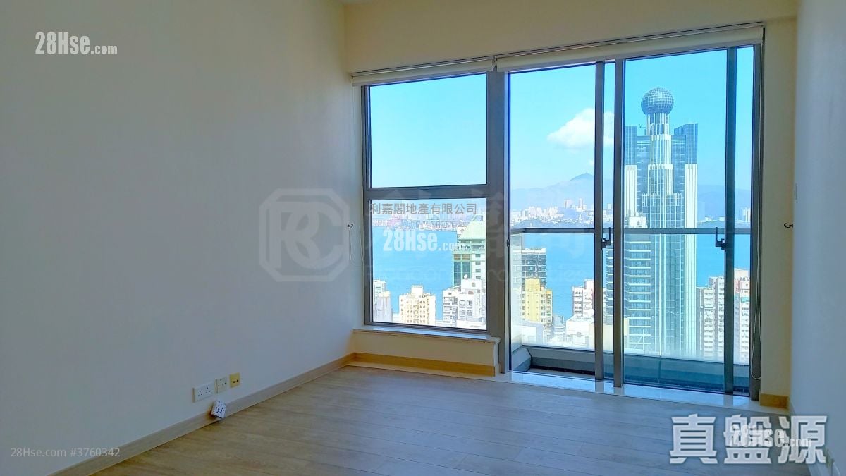 The Summa Sell 2 Bedrooms , 2 Bathrooms 769 ft²