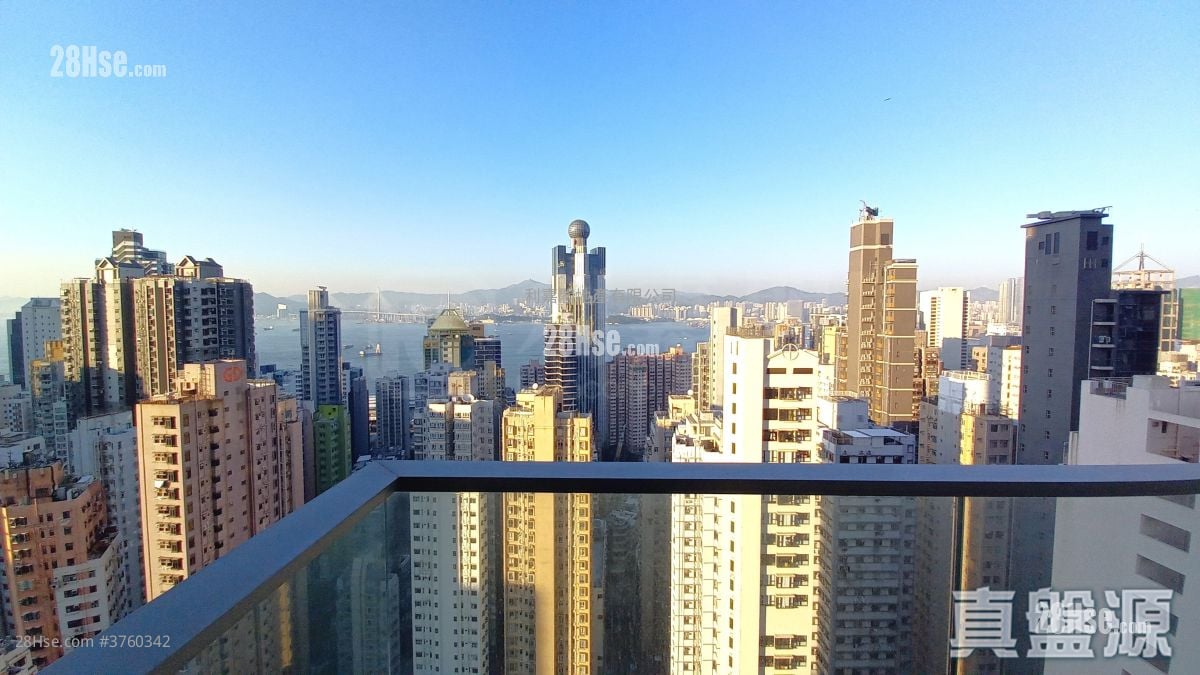 The Summa Sell 2 Bedrooms , 2 Bathrooms 769 ft²