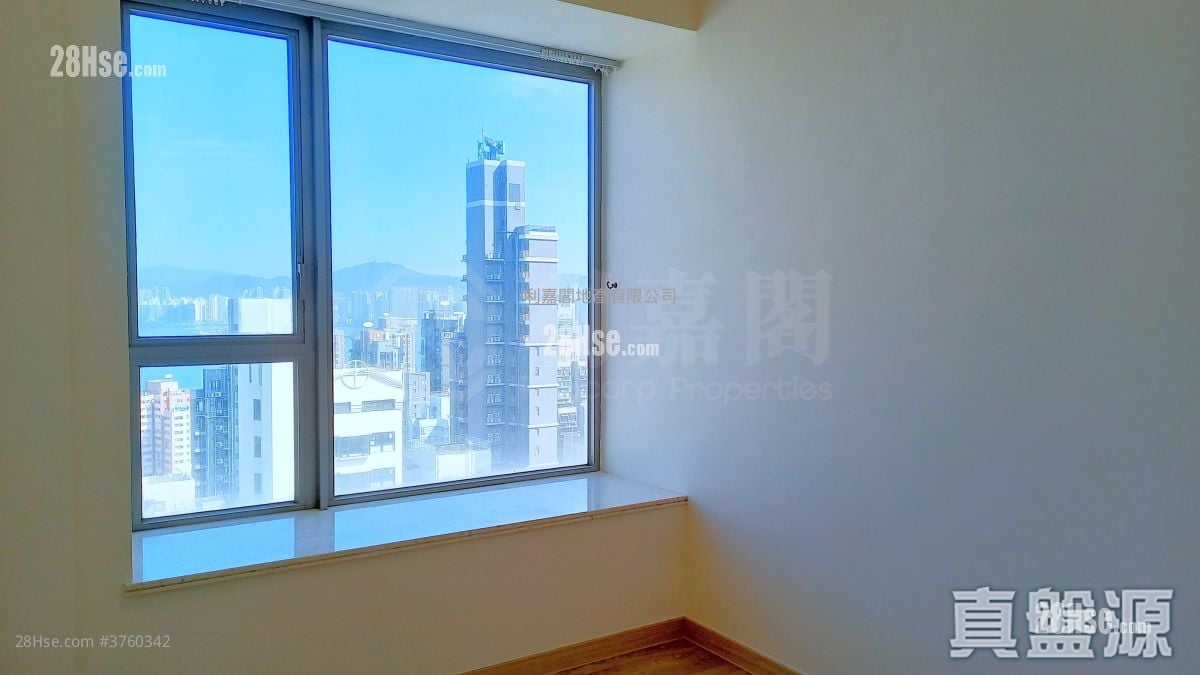 The Summa Sell 2 Bedrooms , 2 Bathrooms 769 ft²