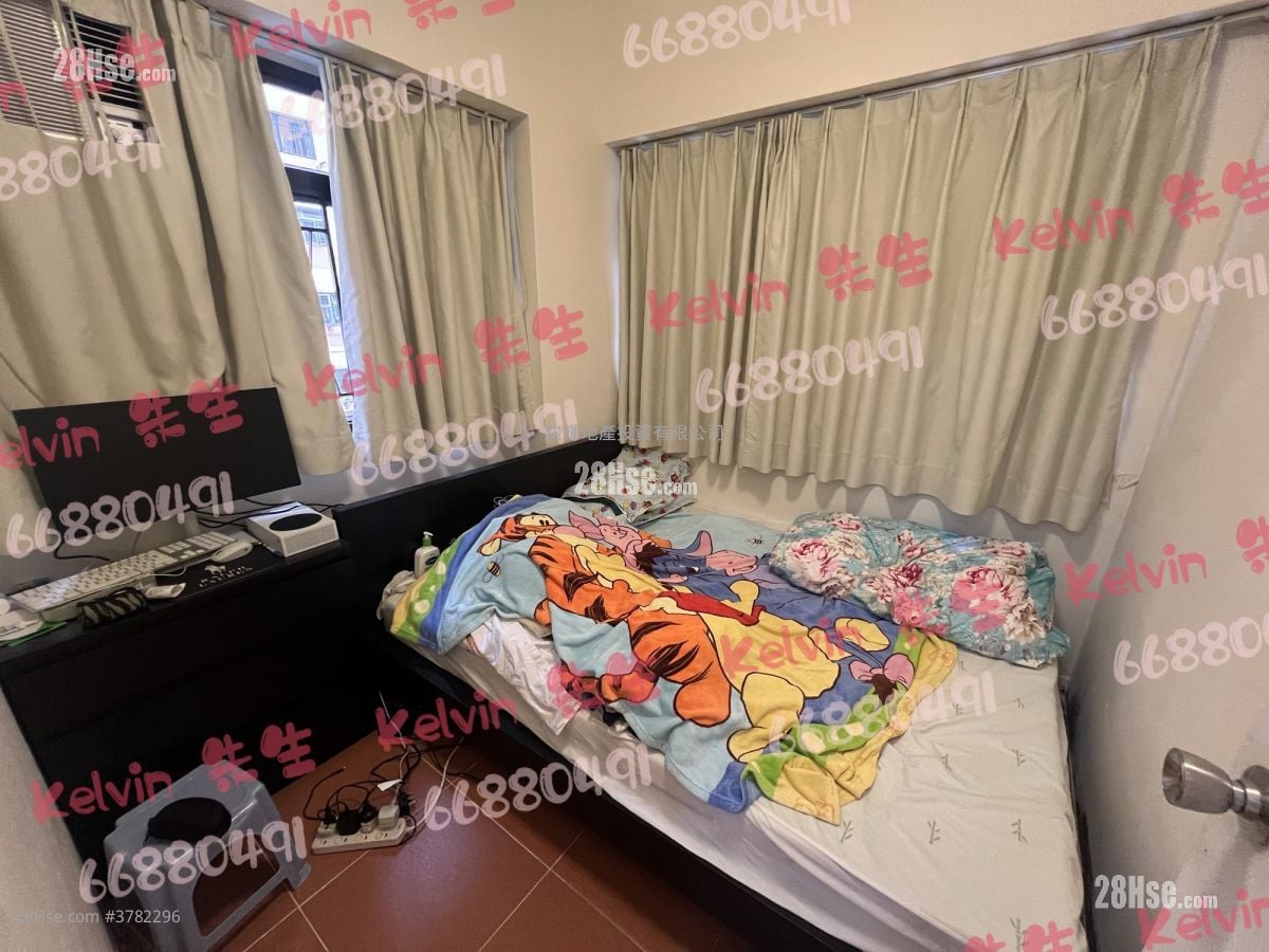 Cosmopolitan Estate Sell 3 Bedrooms , 1 Bathroom 425 ft²