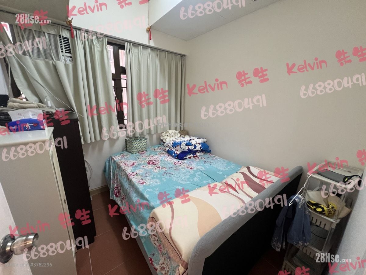 Cosmopolitan Estate Sell 3 Bedrooms , 1 Bathroom 425 ft²