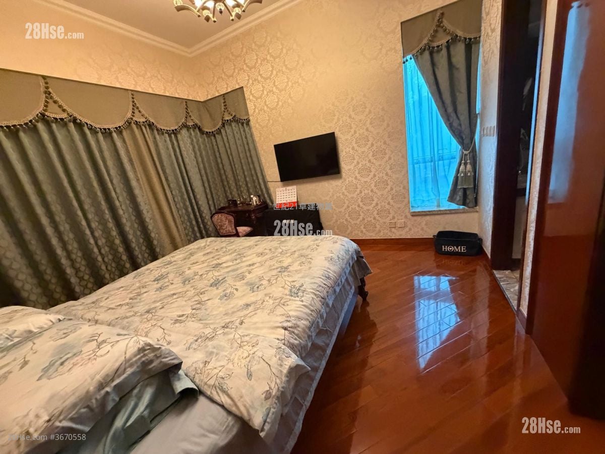 The Coronation Rental 4 Bedrooms , 2 Bathrooms 1,529 ft²