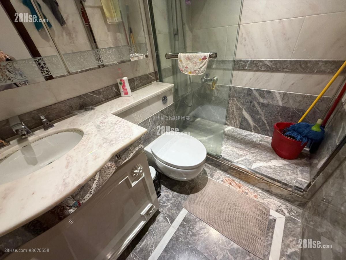 The Coronation Rental 4 Bedrooms , 2 Bathrooms 1,529 ft²