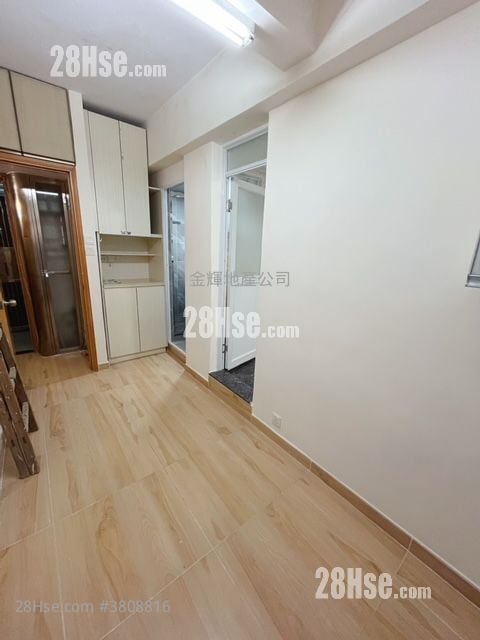 Mai Kei Building Rental Studio , 1 Bathroom 150 ft²