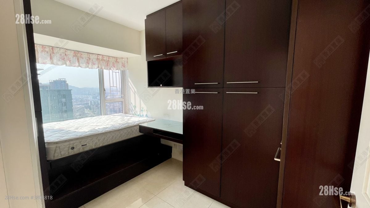 Banyan Garden Rental 2 Bedrooms , 1 Bathroom 516 ft²