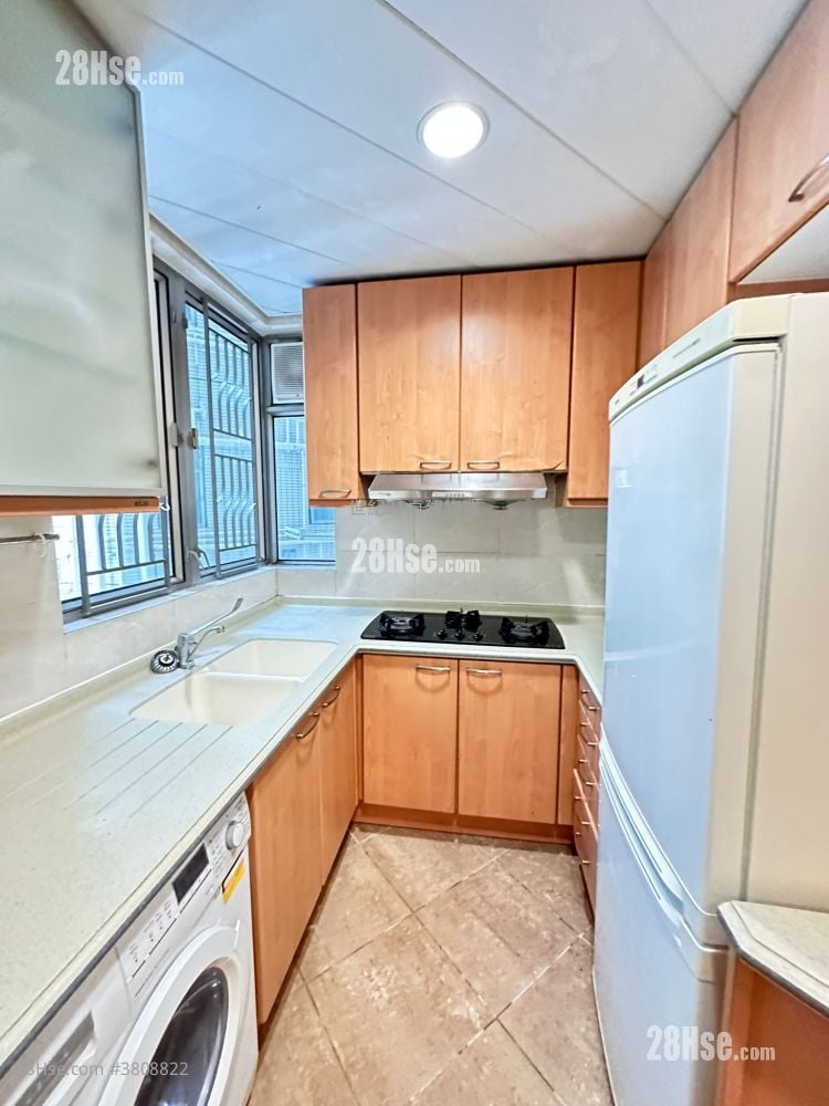 擎天半岛 售盘 3 房 , 2 浴室 755 平方尺