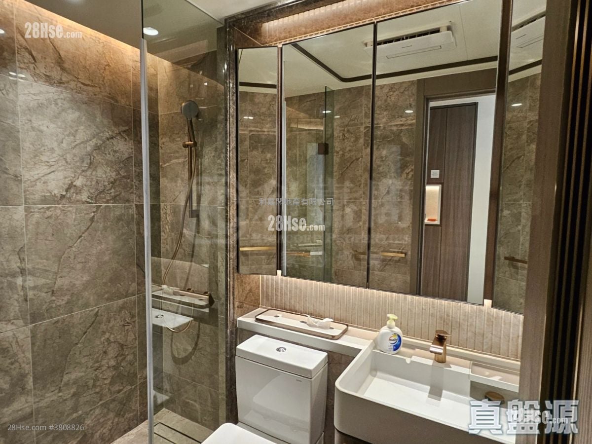 澐璟 售盘 3 房 902 平方尺