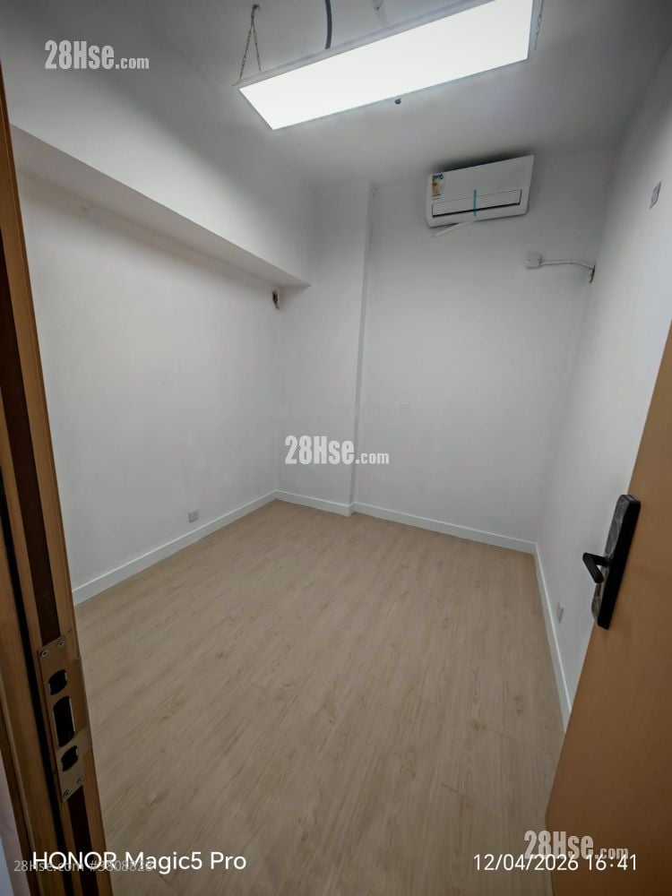 安盛工業大廈 租盤