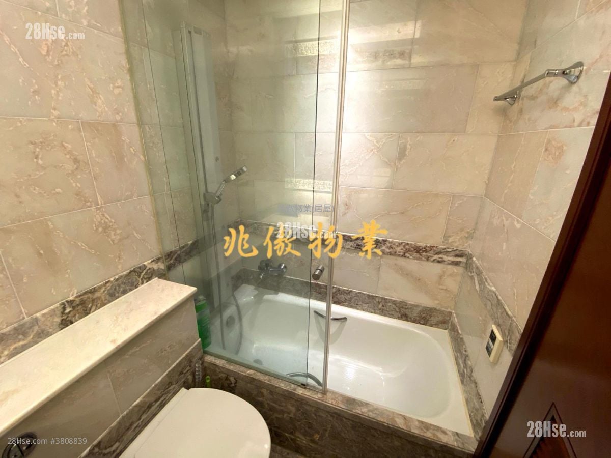 The Coronation Rental 2 Bedrooms , 1 Bathroom 601 ft²