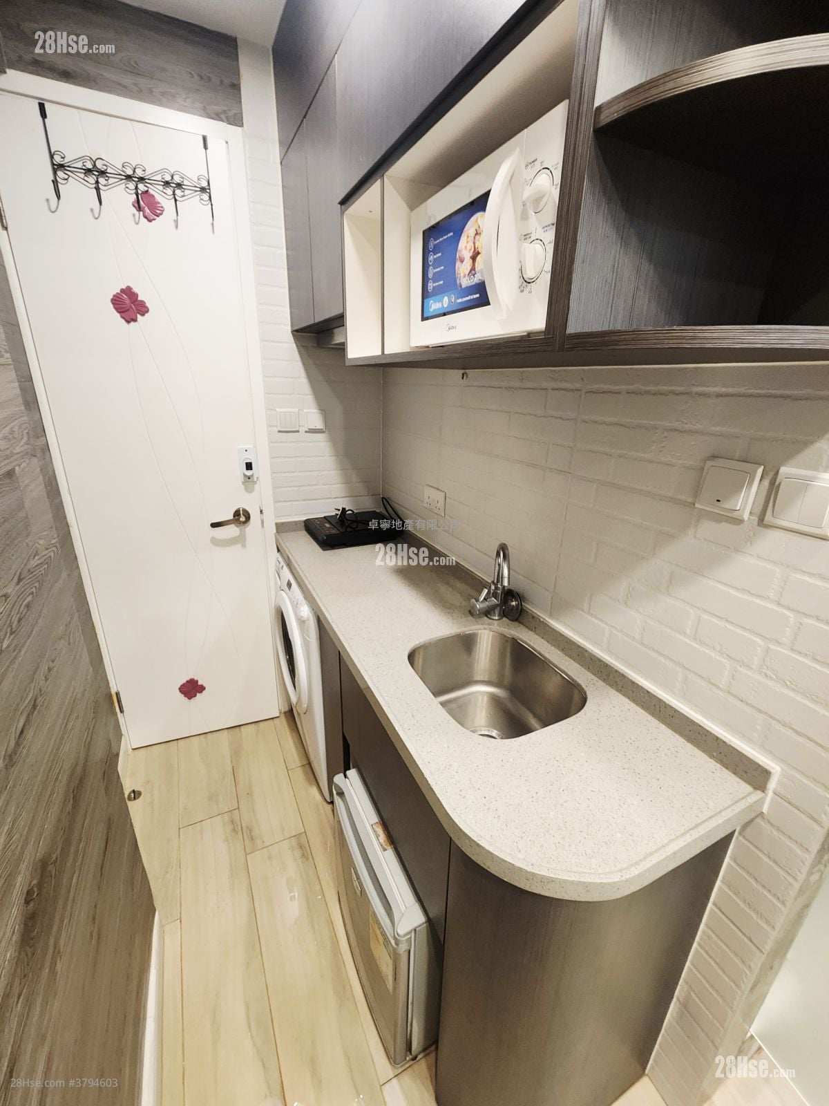 单幢楼房 租盘 160 平方尺