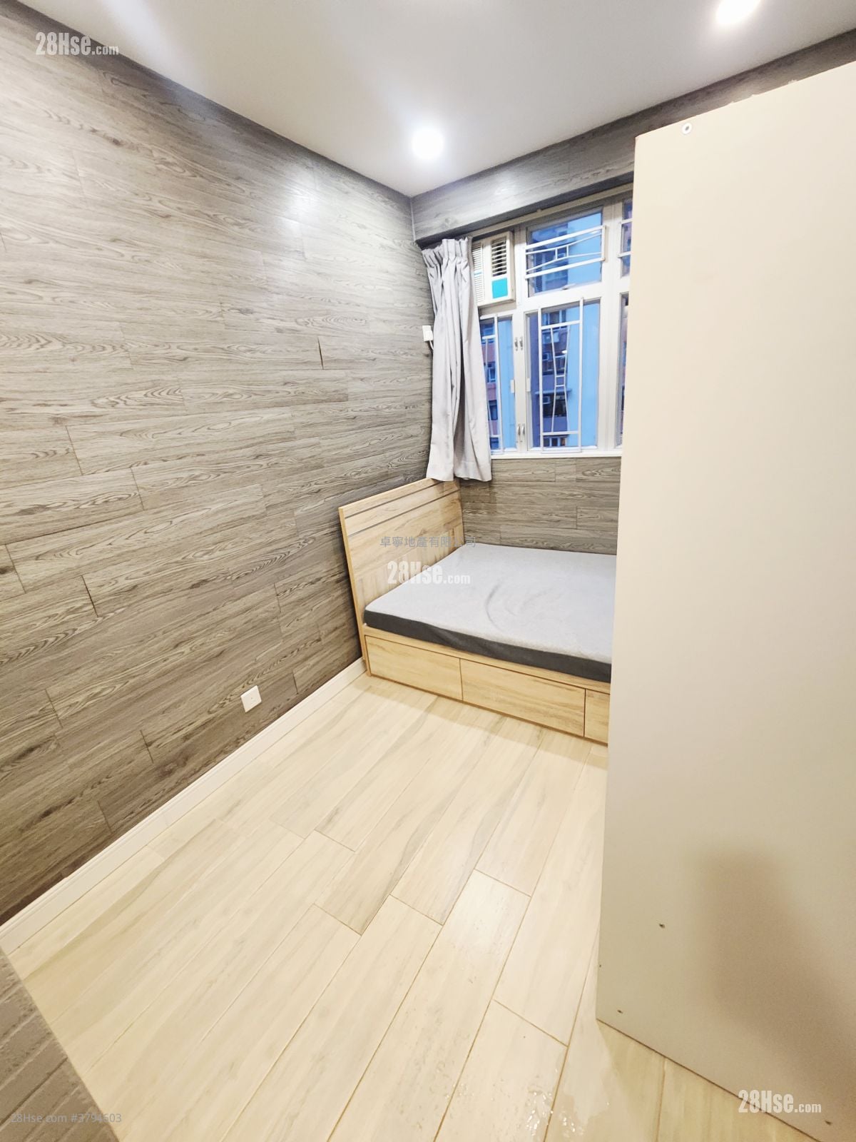 单幢楼房 租盘 160 平方尺