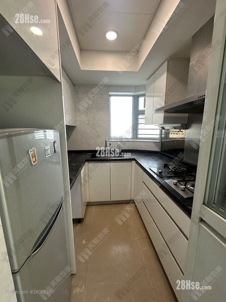 环宇海湾 售盘 4 房 , 2 浴室 898 平方尺