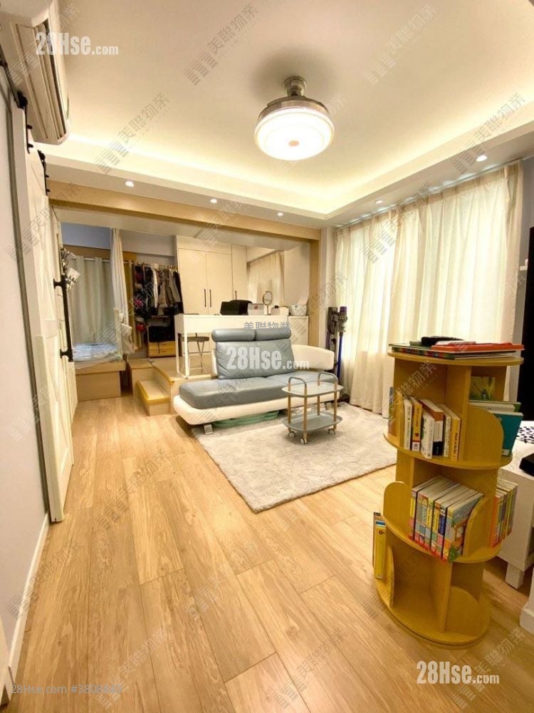 Elegance Gardens Sell 2 Bedrooms 412 ft²