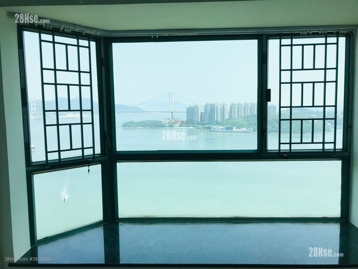 Sea Crest Villa Sell 2 Bedrooms , 1 Bathroom 460 ft²