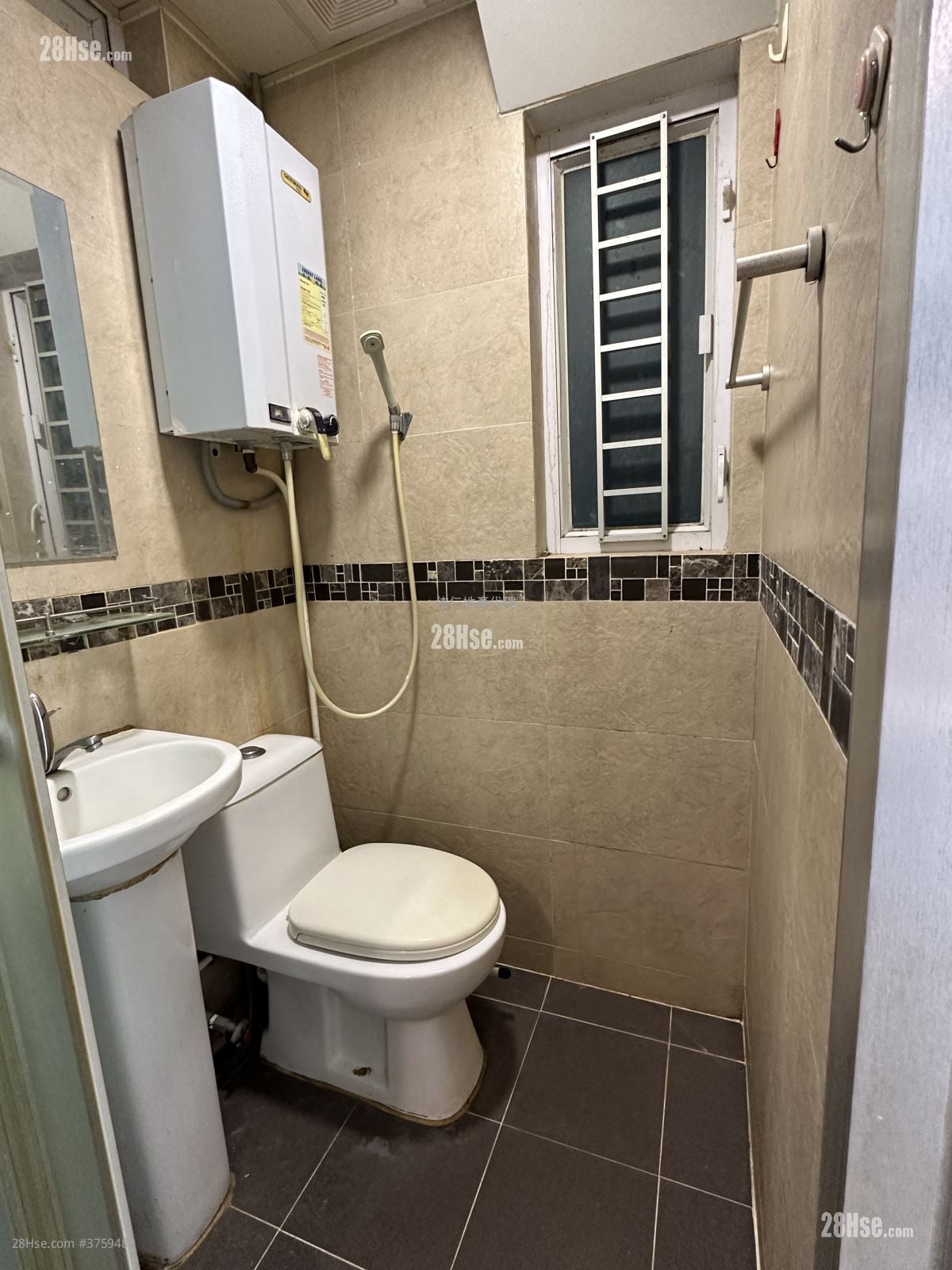 单幢楼房 租盘 1 浴室 140 平方尺