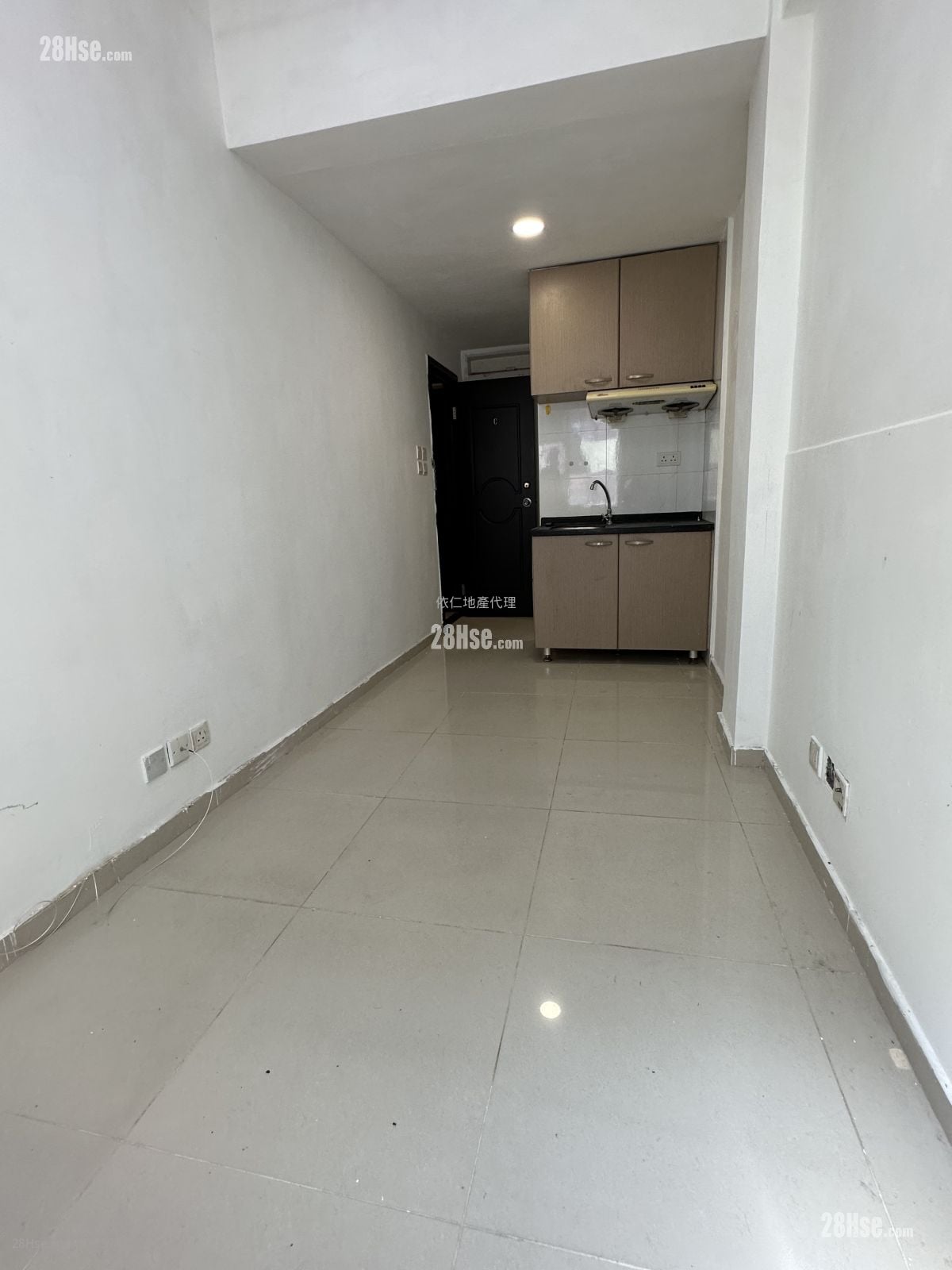 单幢楼房 租盘 1 浴室 140 平方尺