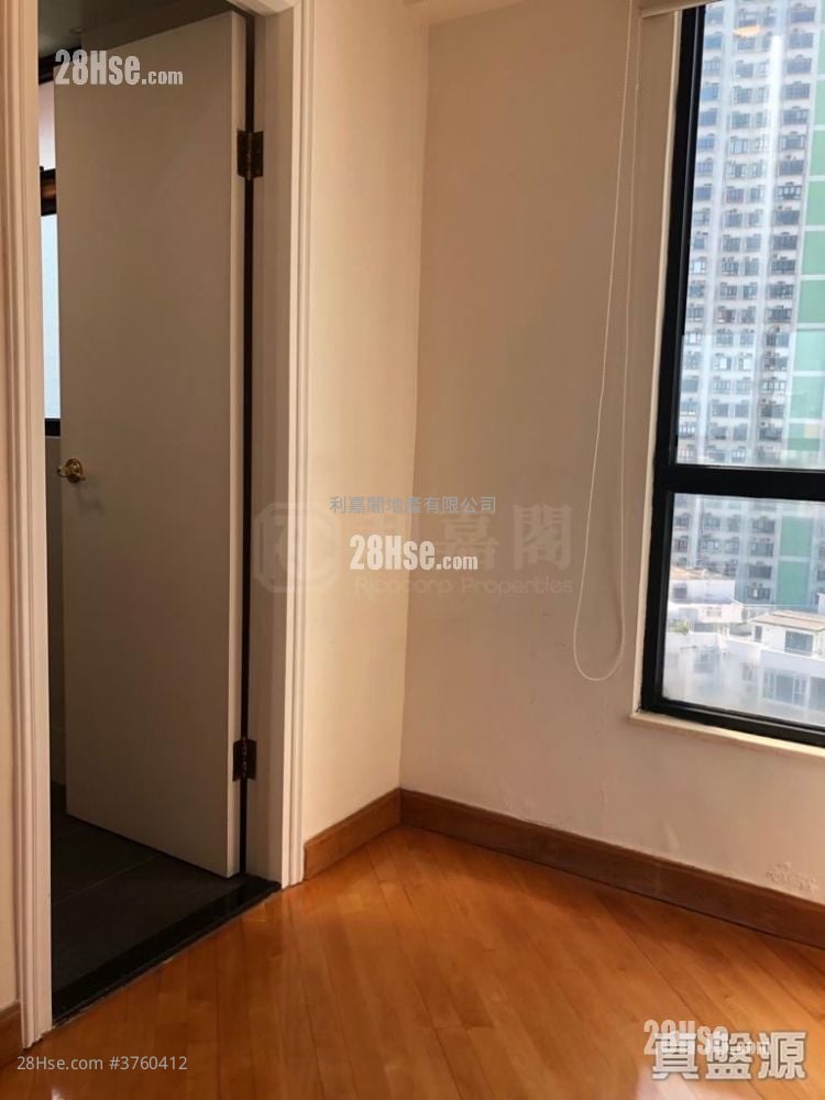 蔚庭轩 售盘 2 房 , 2 浴室 1,098 平方尺