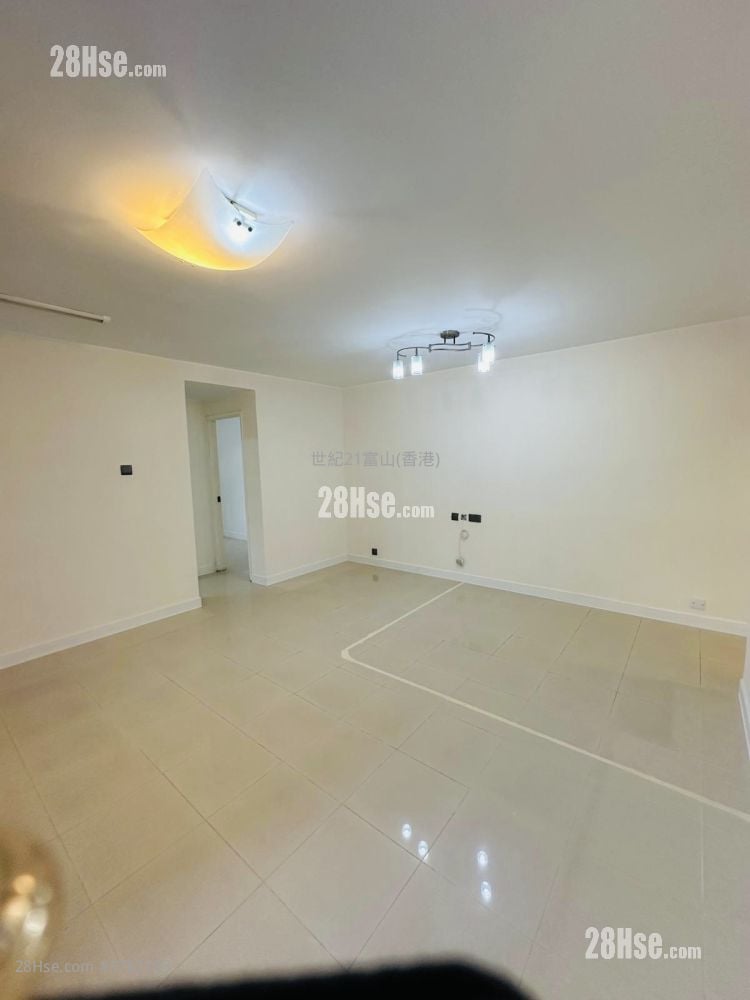 Tak Keung Court Sell 3 Bedrooms , 1 Bathroom 574 ft²