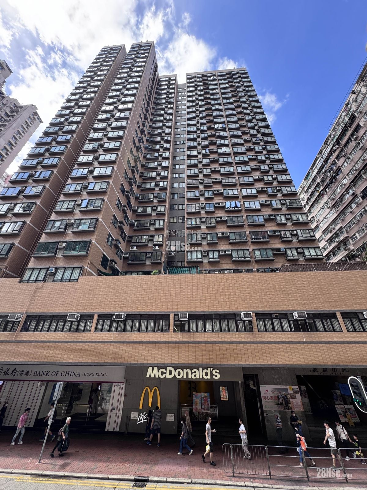 樂嘉中心 售盤 3 房 , 2 浴室 747 平方呎