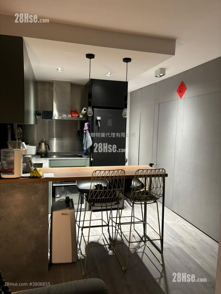 Choi Wo Court Sell 401 ft²