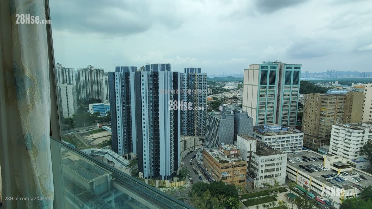 Yuccie Square Sell 2 Bedrooms , 1 Bathroom 430 ft²