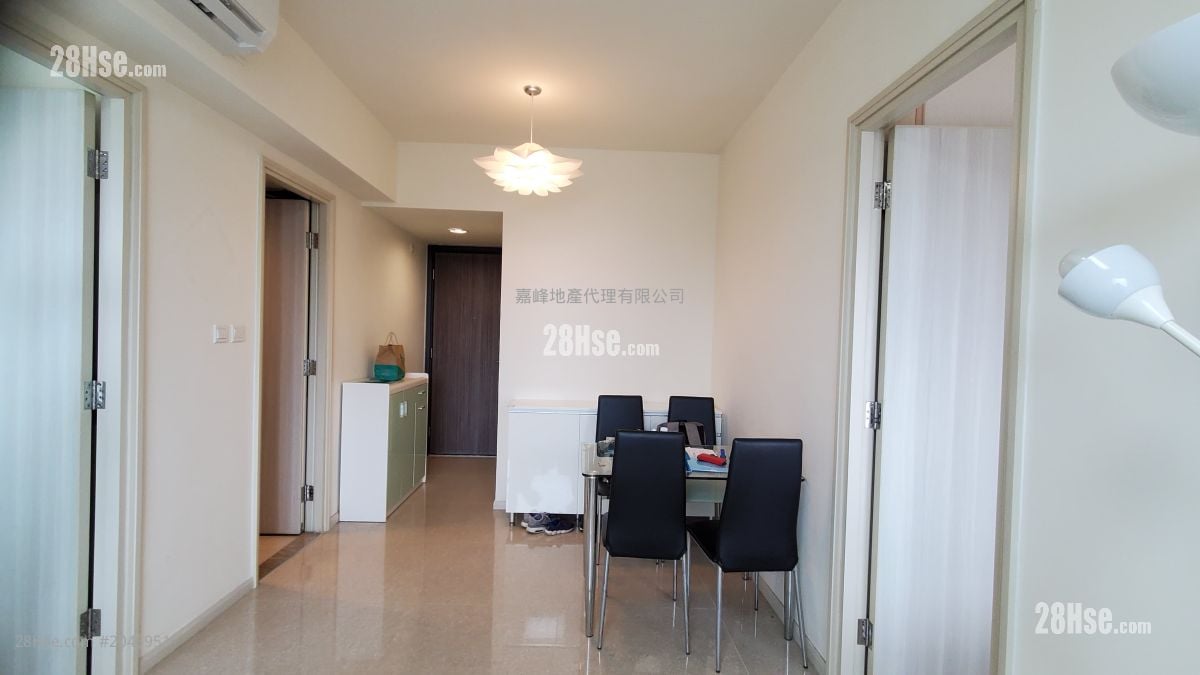 Yuccie Square Sell 2 Bedrooms , 1 Bathroom 430 ft²