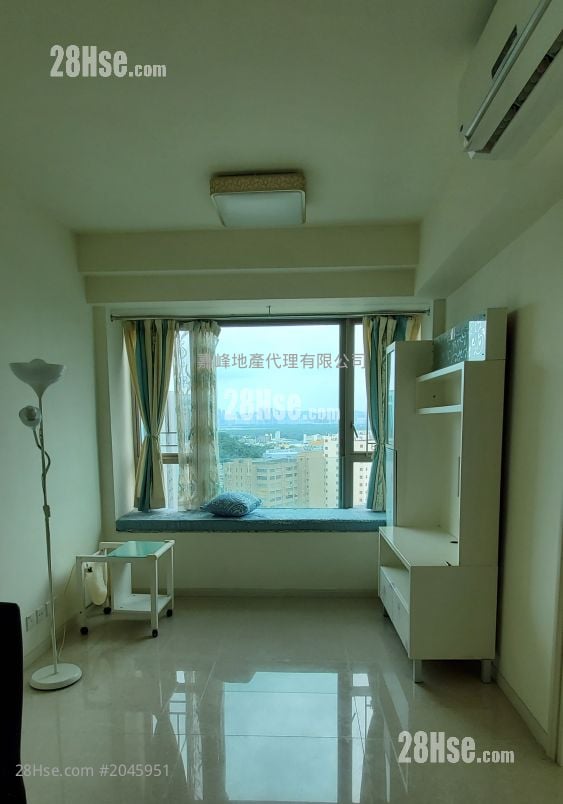 Yuccie Square Sell 2 Bedrooms , 1 Bathroom 430 ft²