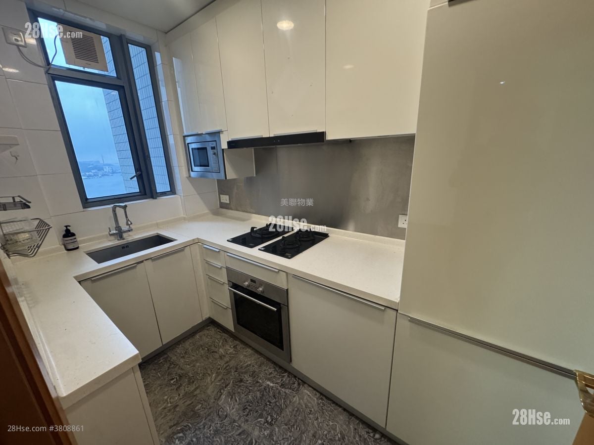 御凯 售盘 3 房 , 2 浴室 728 平方尺