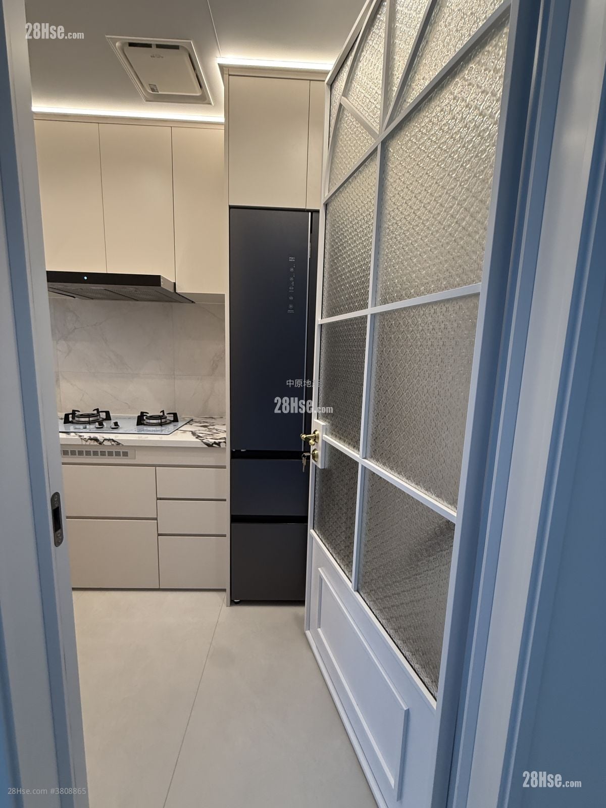 One Silversea Rental 3 Bedrooms , 2 Bathrooms 665 ft²