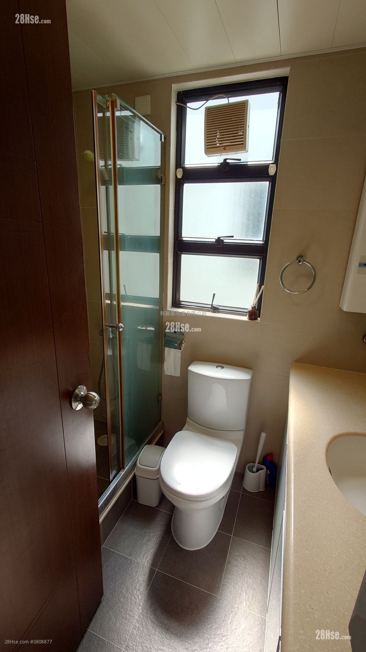 Heng Fa Chuen Sell 3 Bedrooms , 1 Bathroom 659 ft²