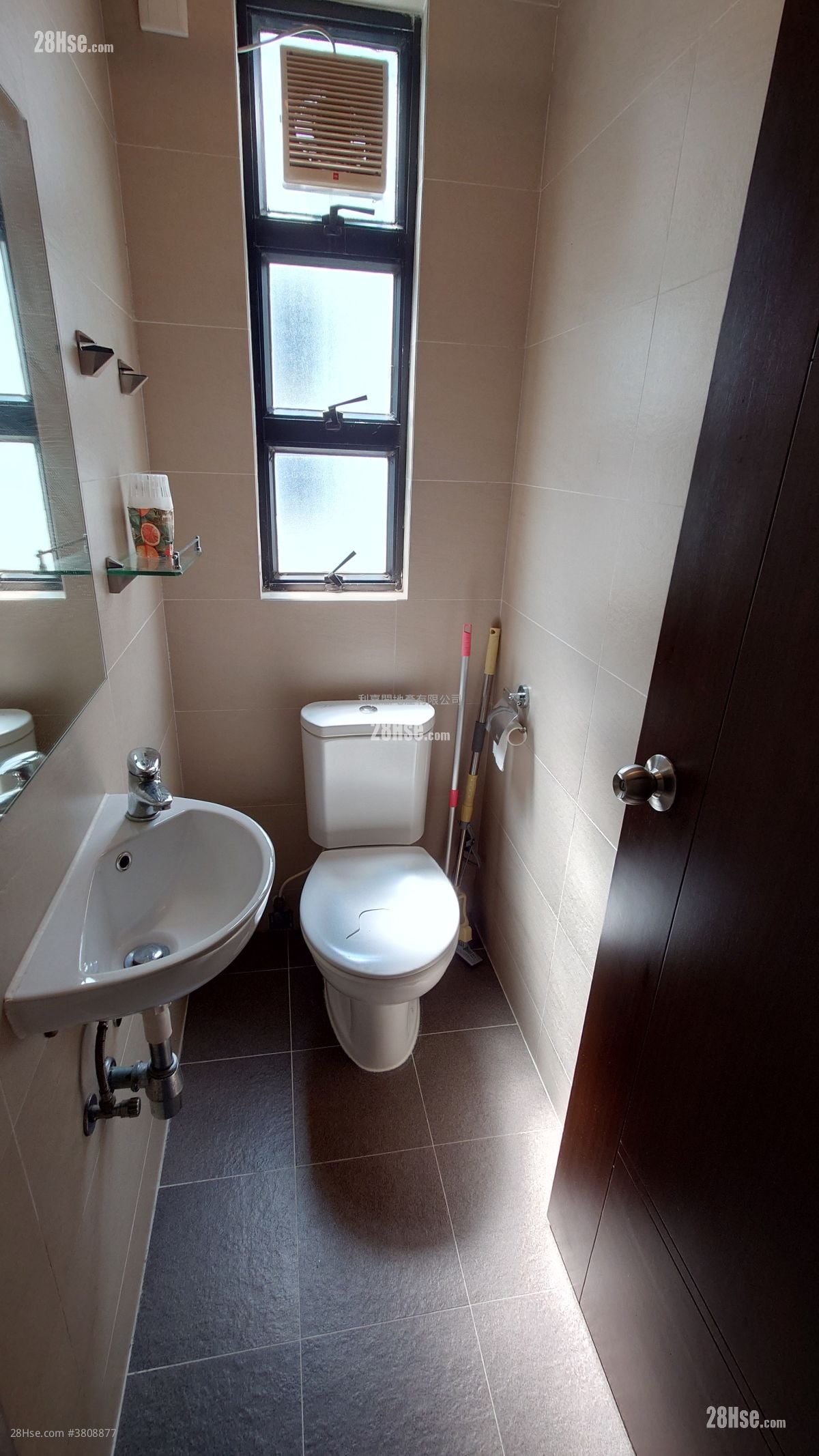Heng Fa Chuen Sell 3 Bedrooms , 1 Bathroom 659 ft²