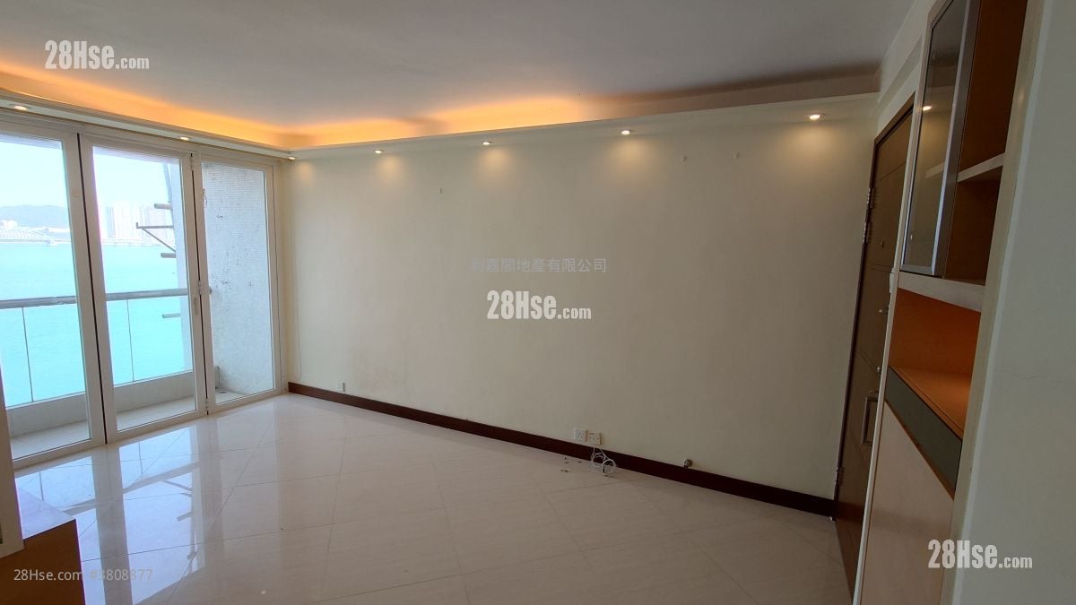 Heng Fa Chuen Sell 3 Bedrooms , 1 Bathroom 659 ft²