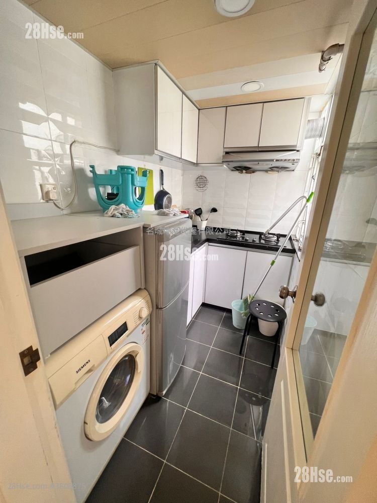 金禧花園 售盤 2 房 , 1 浴室 328 平方呎