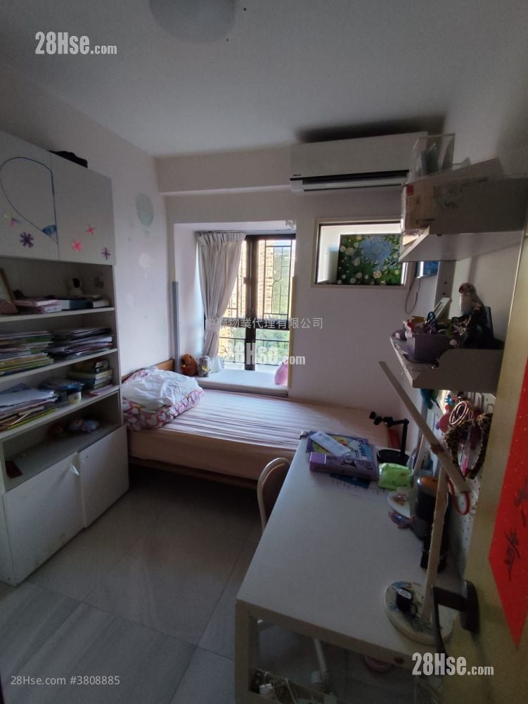 聚龍居 售盤 3 房 , 2 浴室 942 平方呎