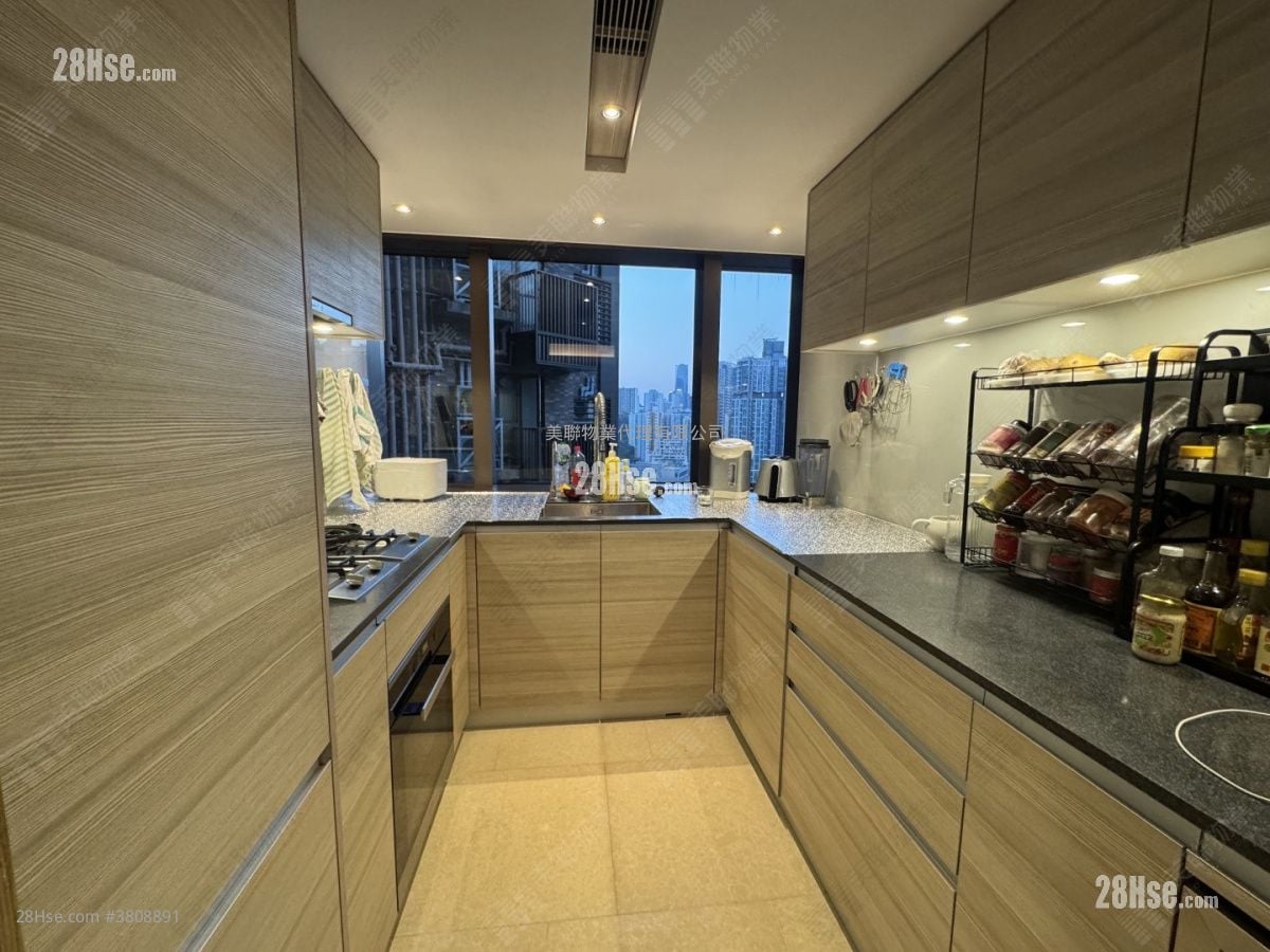 Island Garden Rental 3 Bedrooms , 2 Bathrooms 845 ft²