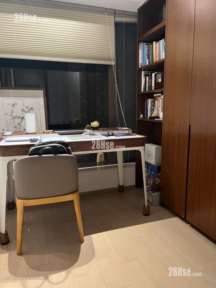 Island Garden Rental 3 Bedrooms , 2 Bathrooms 845 ft²