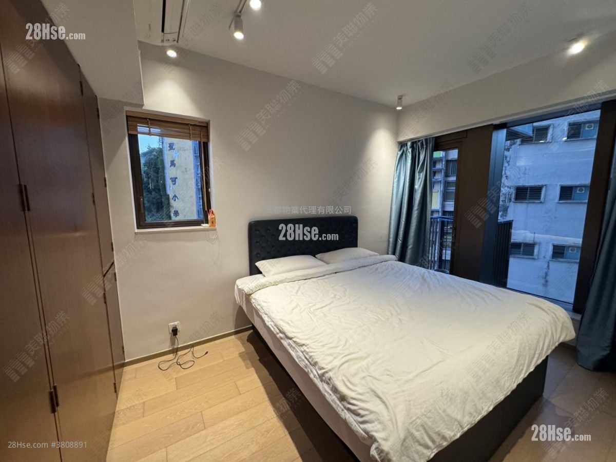 Island Garden Rental 3 Bedrooms , 2 Bathrooms 845 ft²