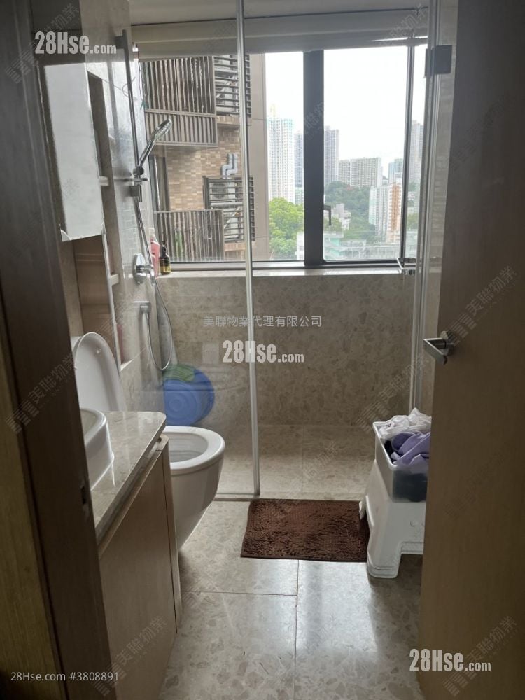 Island Garden Rental 3 Bedrooms , 2 Bathrooms 845 ft²