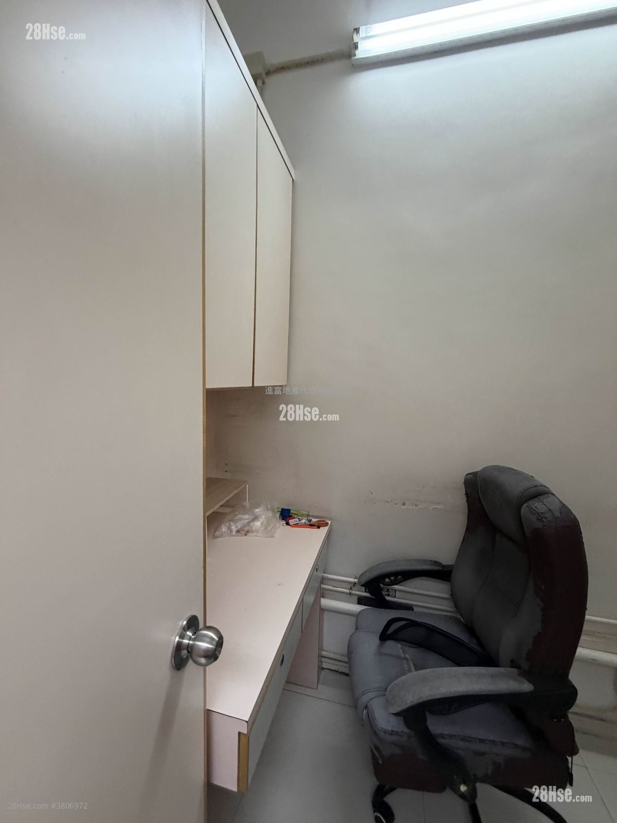 Manor Centre Rental 2 Bedrooms