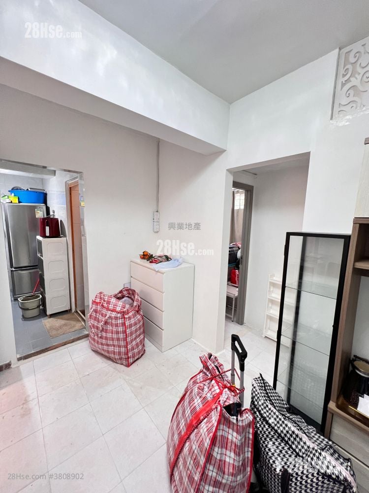 建德大楼 租盘 2 房 , 1 浴室 375 平方尺