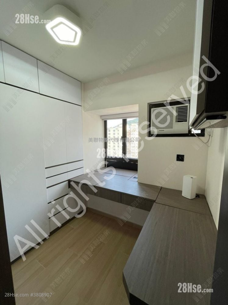 Perfect Mount Gardens Sell 2 Bedrooms , 1 Bathroom 450 ft²