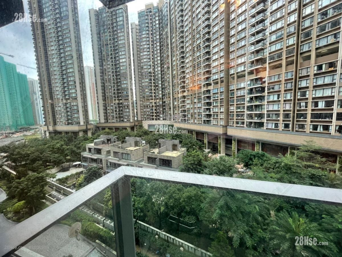 Century Link Sell 1 Bedroom 379 ft²