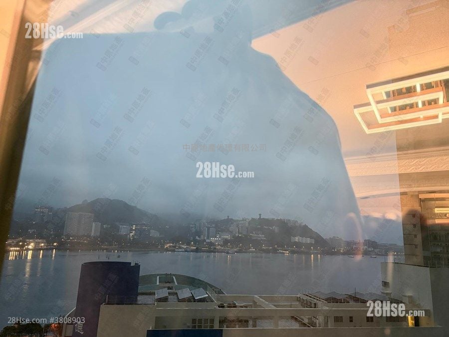 Mountain Shore Sell 2 Bedrooms 482 ft²